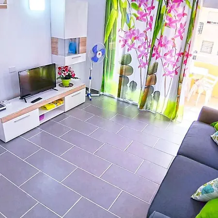 Appartamento New And Beautiful In Cristianos, Free Wi-fi, Ocean View *