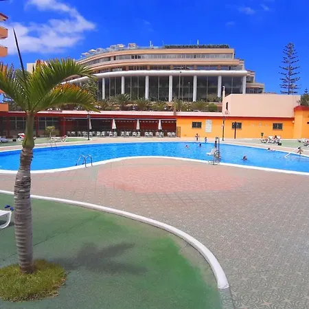 Appartamento New And Beautiful In Cristianos, Free Wi-fi, Ocean View *